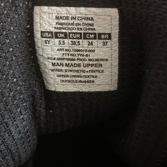 Youth Under Armour Charged Basketball Shoes - Picture 8 of 8